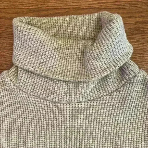 Roll Neck Sleeveless Ribbed Open Knit Sweater Oatmeal size Small - Picture 3 of 7